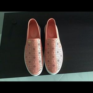 Ladies shoes